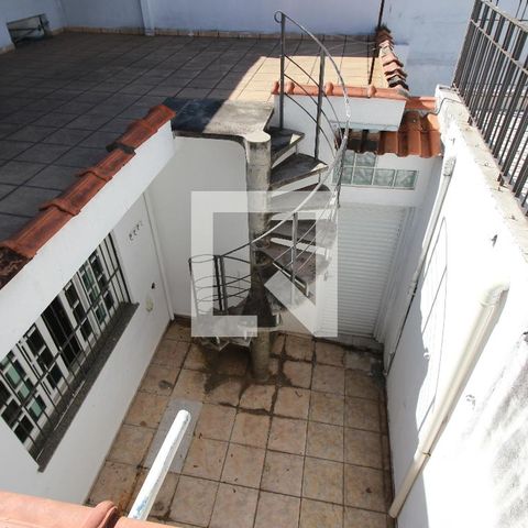 Casa à venda com 204m², 4 quartos e 2 vagasÁrea de Serviço