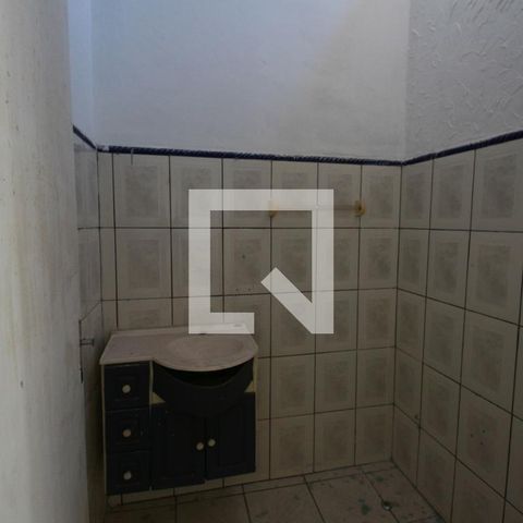Casa à venda com 204m², 4 quartos e 2 vagasBanheiro 2