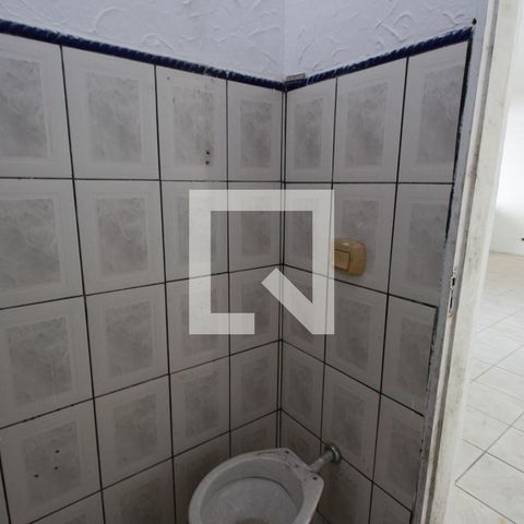 Casa à venda com 204m², 4 quartos e 2 vagasBanheiro 2