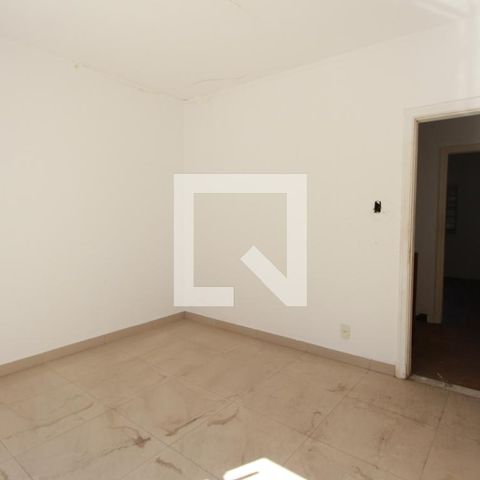 Casa à venda com 204m², 4 quartos e 2 vagasQuarto 3