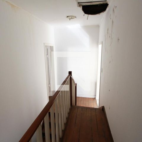 Casa à venda com 204m², 4 quartos e 2 vagasCorredor