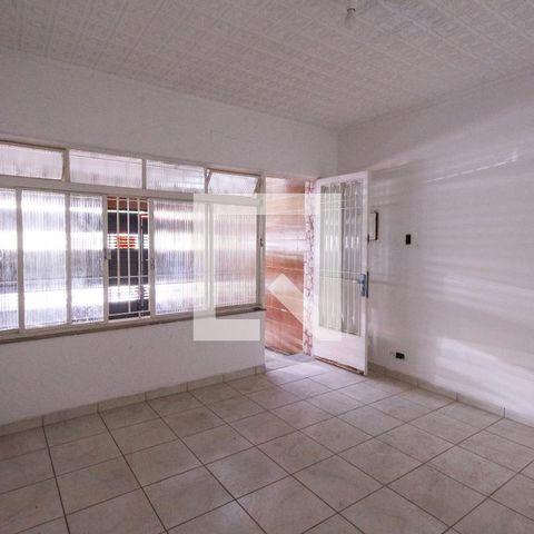 Casa à venda com 204m², 4 quartos e 2 vagasSala/ Cozinha
