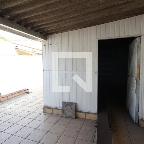 Casa à venda com 204m², 4 quartos e 2 vagasÁrea de Serviço