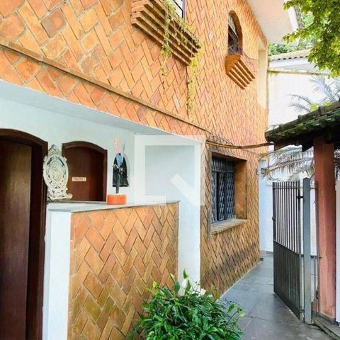 Casa de condomínio à venda com 600m², 6 quartos e 9 vagas