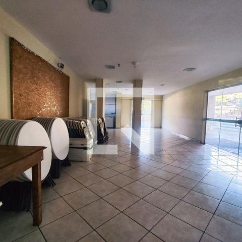 Apartamento à venda com 54m², 2 quartos e 1 vaga Apartamento à venda com 54m², 2 quartos e 1 vagaÁrea comum - Salão de festas