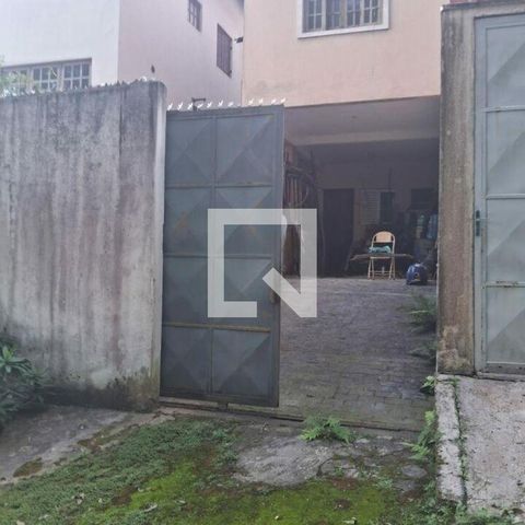 Casa à venda com 140m², 3 quartos e 2 vagas