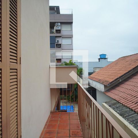 Casa à venda com 303m², 5 quartos e 3 vagas Casa à venda com 303m², 5 quartos e 3 vagasvaranda do Quarto 1