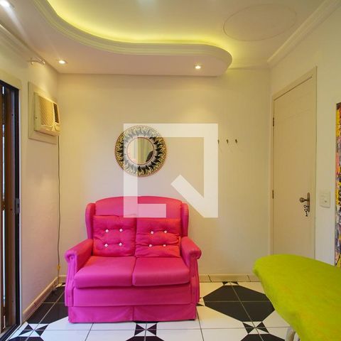 Casa à venda com 303m², 5 quartos e 3 vagas Casa à venda com 303m², 5 quartos e 3 vagasQuarto 1