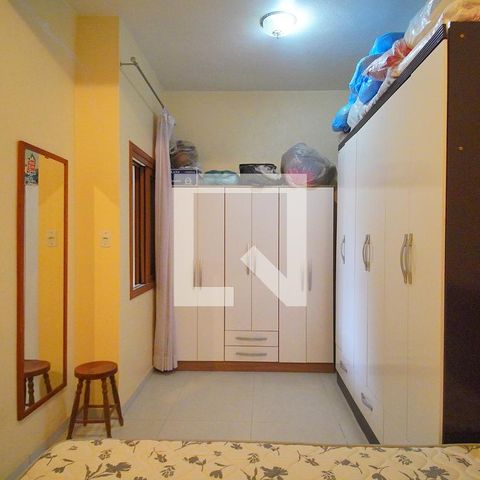 Casa à venda com 303m², 5 quartos e 3 vagas Casa à venda com 303m², 5 quartos e 3 vagasQuarto 3