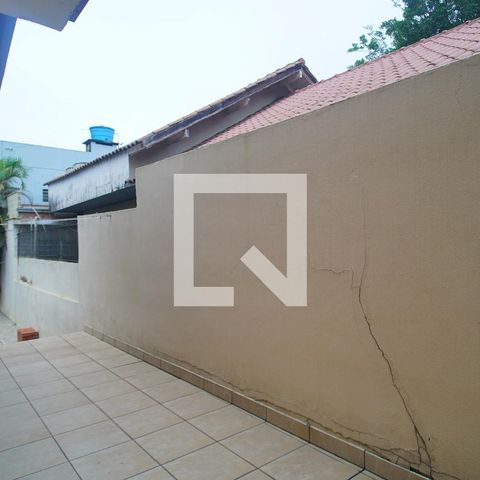 Casa à venda com 303m², 5 quartos e 3 vagas Casa à venda com 303m², 5 quartos e 3 vagasvista do Quarto 4