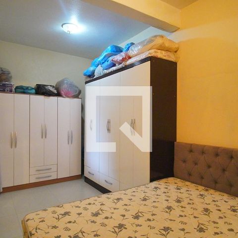 Casa à venda com 303m², 5 quartos e 3 vagas Casa à venda com 303m², 5 quartos e 3 vagasQuarto 3