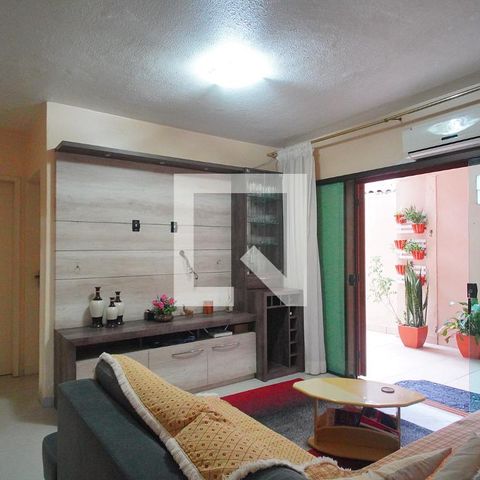 Casa à venda com 303m², 5 quartos e 3 vagas Casa à venda com 303m², 5 quartos e 3 vagasSala 2