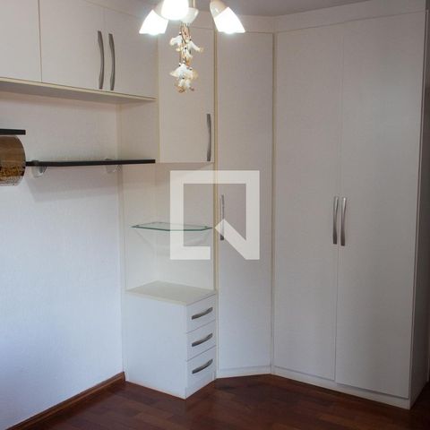 Casa à venda com 290m², 4 quartos e 4 vagas Casa à venda com 290m², 4 quartos e 4 vagasSUITE 4