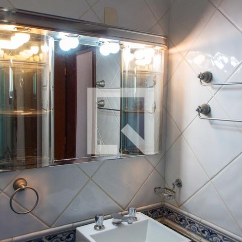Casa à venda com 290m², 4 quartos e 4 vagas Casa à venda com 290m², 4 quartos e 4 vagasBANHEIRO DA SUITE MASTER