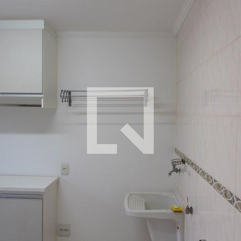 Casa à venda com 290m², 4 quartos e 4 vagas Casa à venda com 290m², 4 quartos e 4 vagasÁREA DE SERVIÇO