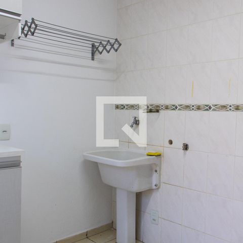Casa à venda com 290m², 4 quartos e 4 vagas Casa à venda com 290m², 4 quartos e 4 vagasÁREA DE SERVIÇO