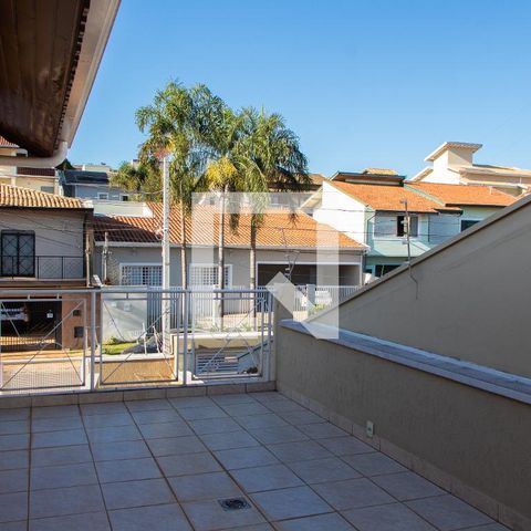 Casa à venda com 290m², 4 quartos e 4 vagas Casa à venda com 290m², 4 quartos e 4 vagasSACADA DA SUITE 2