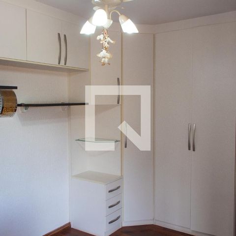 Casa à venda com 290m², 4 quartos e 4 vagas Casa à venda com 290m², 4 quartos e 4 vagasSUITE 4
