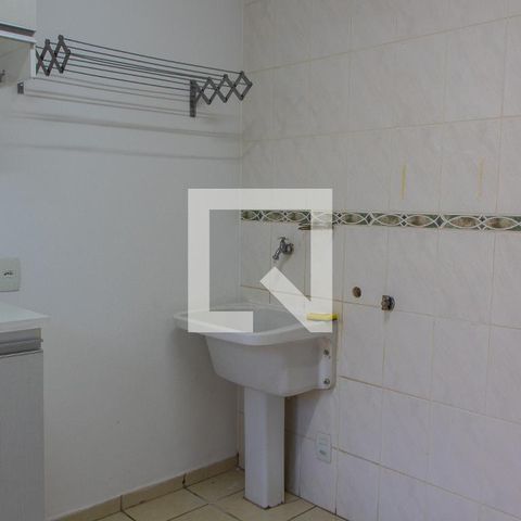 Casa à venda com 290m², 4 quartos e 4 vagas Casa à venda com 290m², 4 quartos e 4 vagasÁREA DE SERVIÇO