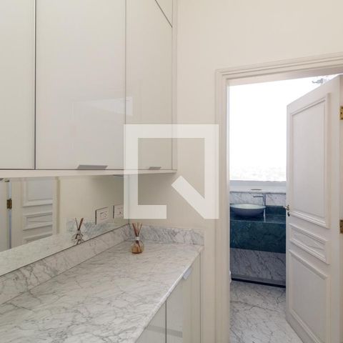 Apartamento à venda com 500m², 4 quartos e 3 vagas Apartamento à venda com 500m², 4 quartos e 3 vagasLavabo
