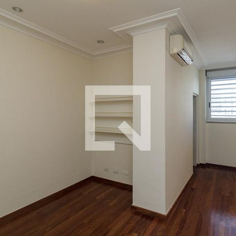 Apartamento à venda com 500m², 4 quartos e 3 vagas Apartamento à venda com 500m², 4 quartos e 3 vagasQuarto 4 - Suíte