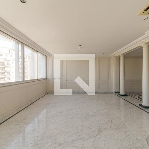 Apartamento à venda com 500m², 4 quartos e 3 vagas Apartamento à venda com 500m², 4 quartos e 3 vagasSala