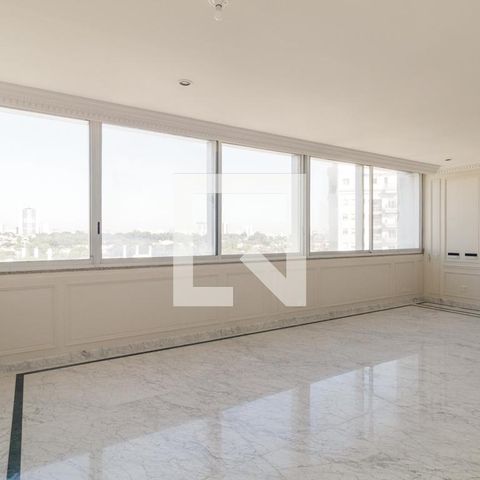 Apartamento à venda com 500m², 4 quartos e 3 vagas Apartamento à venda com 500m², 4 quartos e 3 vagasSala