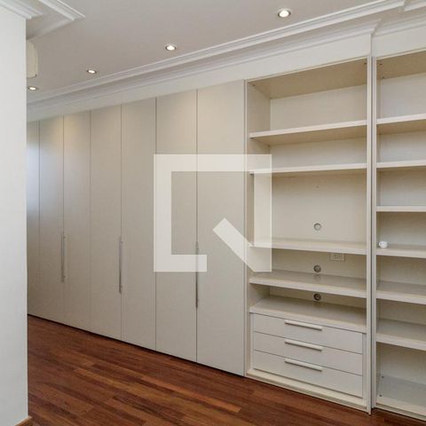 Apartamento à venda com 500m², 4 quartos e 3 vagas Apartamento à venda com 500m², 4 quartos e 3 vagasQuarto 4 - Suíte