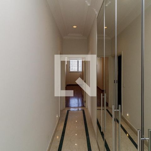 Apartamento à venda com 500m², 4 quartos e 3 vagas Apartamento à venda com 500m², 4 quartos e 3 vagasCorredor
