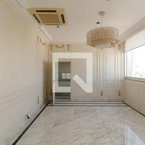 Apartamento à venda com 500m², 4 quartos e 3 vagas Apartamento à venda com 500m², 4 quartos e 3 vagasSala de Jantar