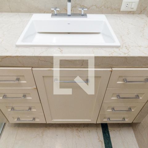 Apartamento à venda com 500m², 4 quartos e 3 vagas Apartamento à venda com 500m², 4 quartos e 3 vagasBanheiro 3 - Suíte