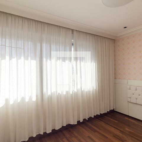 Apartamento à venda com 500m², 4 quartos e 3 vagas Apartamento à venda com 500m², 4 quartos e 3 vagasQuarto 2 - Suíte