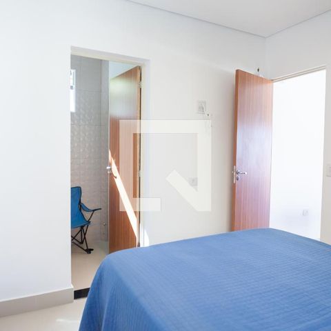 Casa de condomínio à venda com 220m², 3 quartos e 2 vagassuite