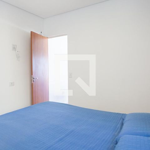Casa de condomínio à venda com 220m², 3 quartos e 2 vagassuite
