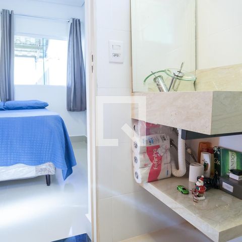 Casa de condomínio à venda com 220m², 3 quartos e 2 vagasbanheiro suite