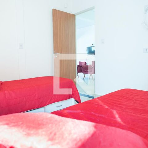Casa de condomínio à venda com 220m², 3 quartos e 2 vagasquarto 1