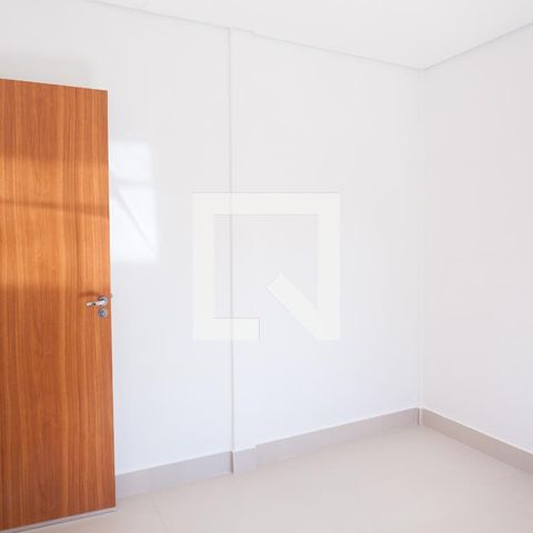 Casa de condomínio à venda com 220m², 3 quartos e 2 vagasquarto 2