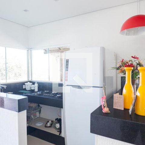 Casa de condomínio à venda com 220m², 3 quartos e 2 vagasCozinha