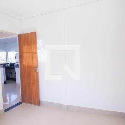 Casa de condomínio à venda com 220m², 3 quartos e 2 vagasquarto 2