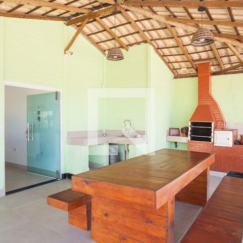 Casa de condomínio à venda com 220m², 3 quartos e 2 vagasChurrasqueira