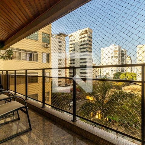 Apartamento para alugar com 186m², 4 quartos e 3 vagasVaranda