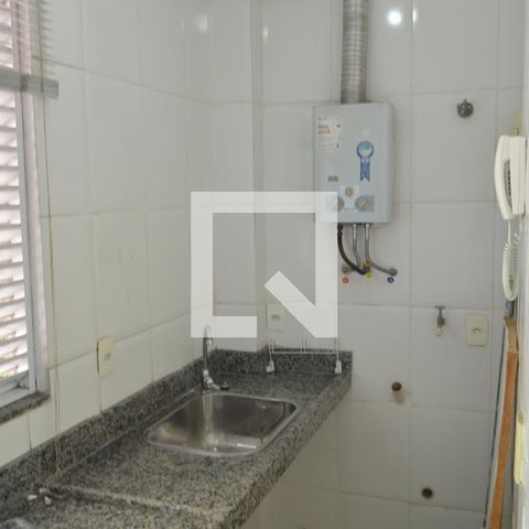 Apartamento para alugar com 40m², 2 quartos e 1 vagaÁrea de Serviço