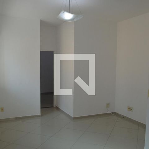 Apartamento para alugar com 40m², 2 quartos e 1 vagaSala