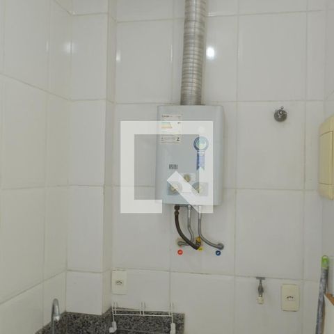 Apartamento para alugar com 40m², 2 quartos e 1 vagaÁrea de Serviço