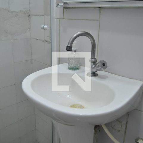 Apartamento à venda com 50m², 1 quarto e sem vagaBanheiro