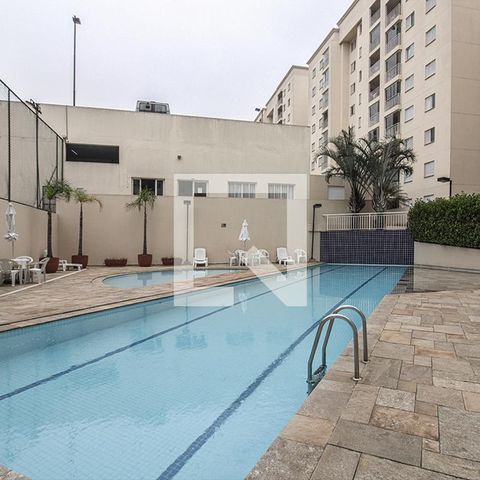 Apartamento à venda com 75m², 3 quartos e 1 vaga Apartamento à venda com 75m², 3 quartos e 1 vagapiscina