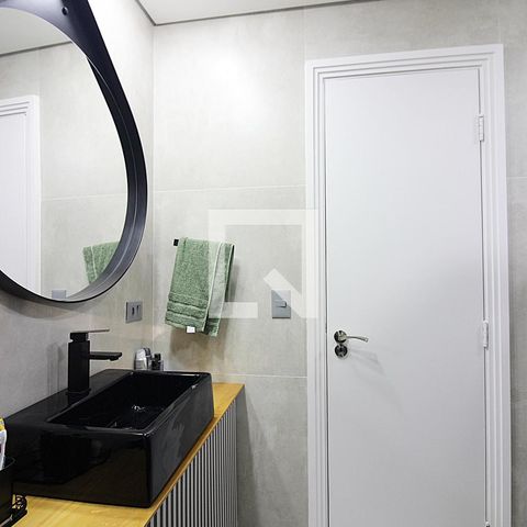 Apartamento à venda com 138m², 3 quartos e 2 vagasQuarto 1 - Suíte Banheiro
