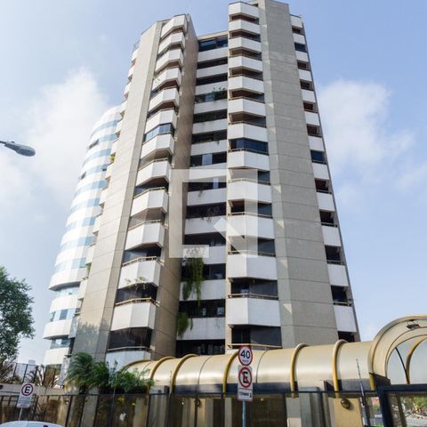 Apartamento à venda com 138m², 3 quartos e 2 vagasFachada