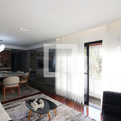 Apartamento à venda com 138m², 3 quartos e 2 vagasSala