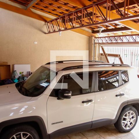 Casa à venda com 154m², 3 quartos e 3 vagasGaragem